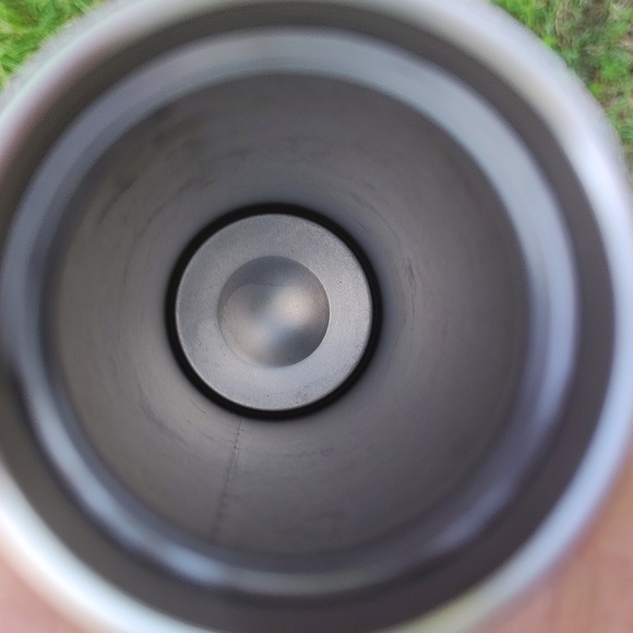 Hydro Flask 24 oz Aque With Pink Silicone Sleeve Pop Up Cap - Picture 8 of 9